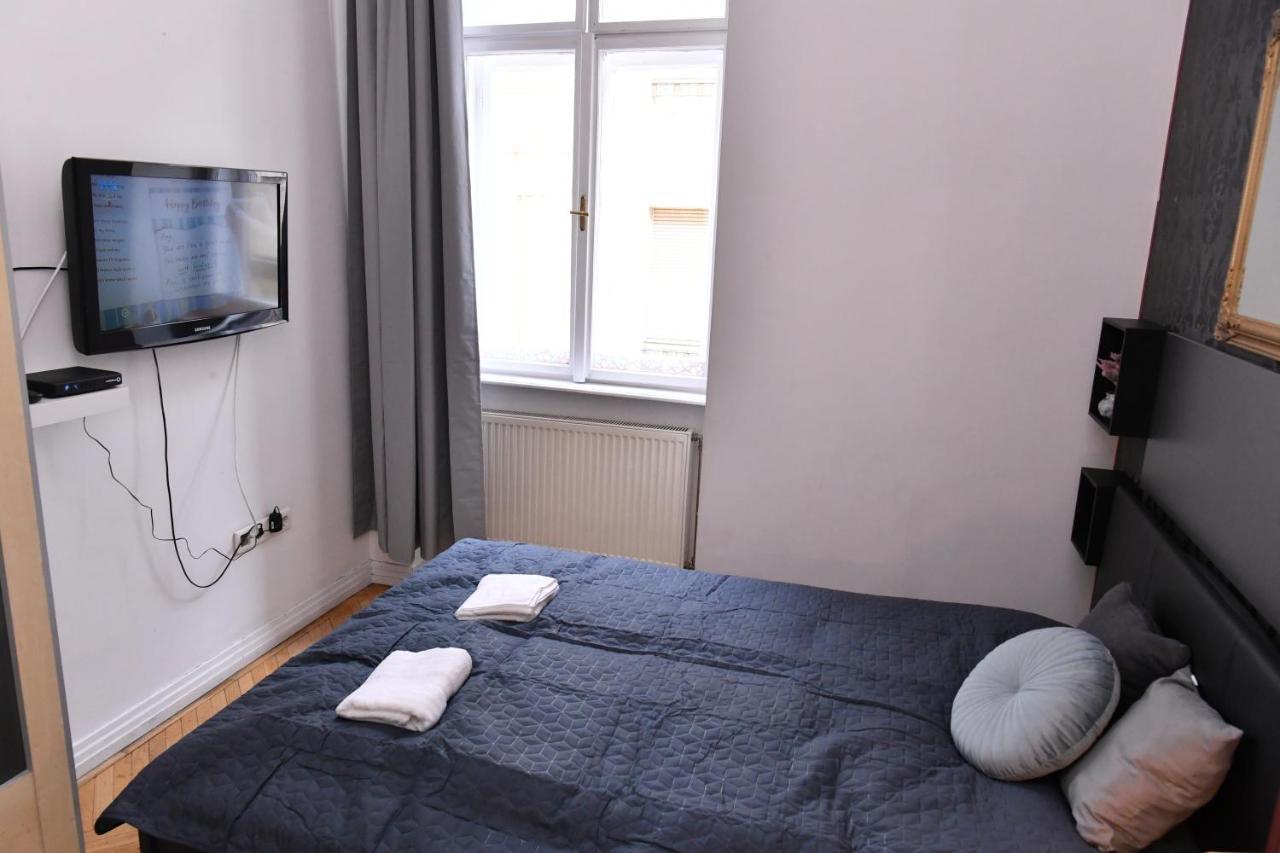 Five Seasons Vaci Utca Apartment Budapeste Exterior foto