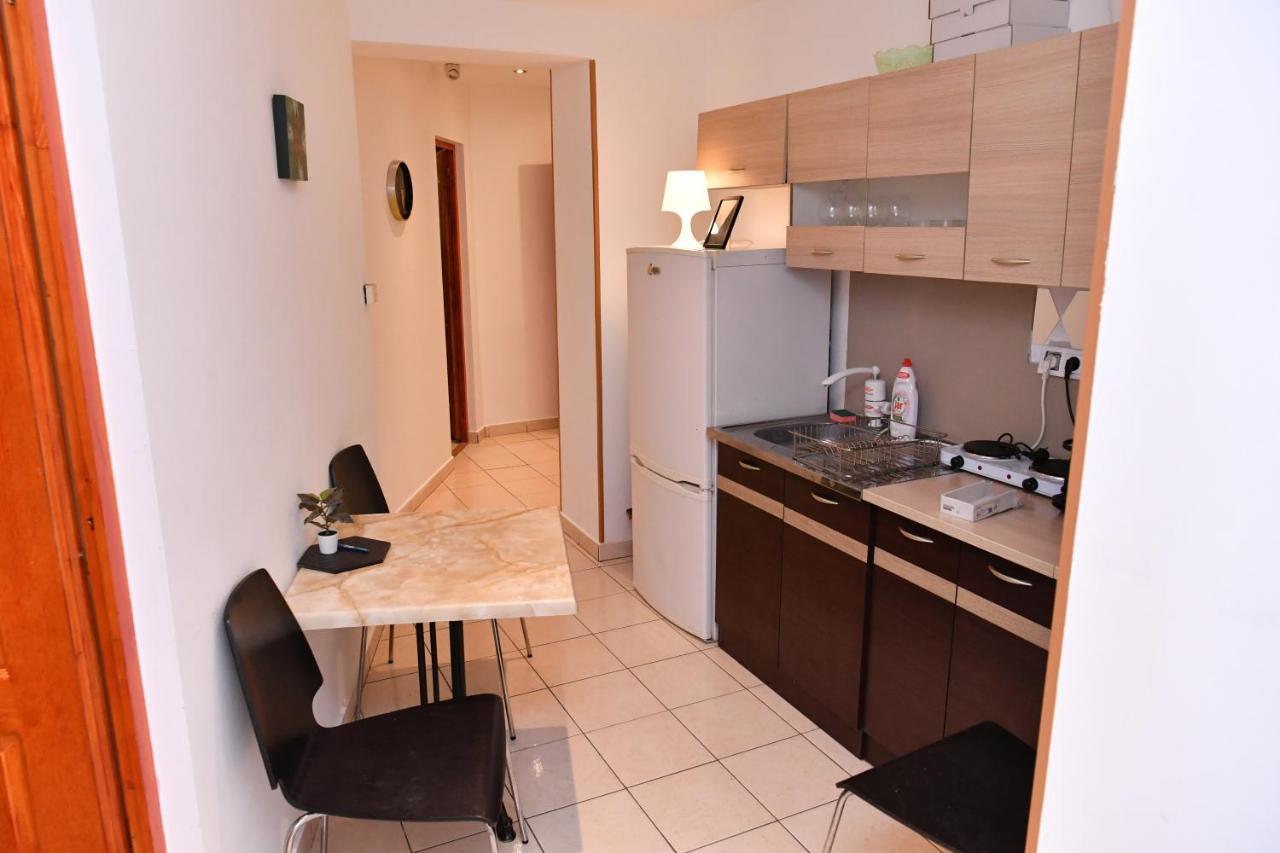 Five Seasons Vaci Utca Apartment Budapeste Exterior foto